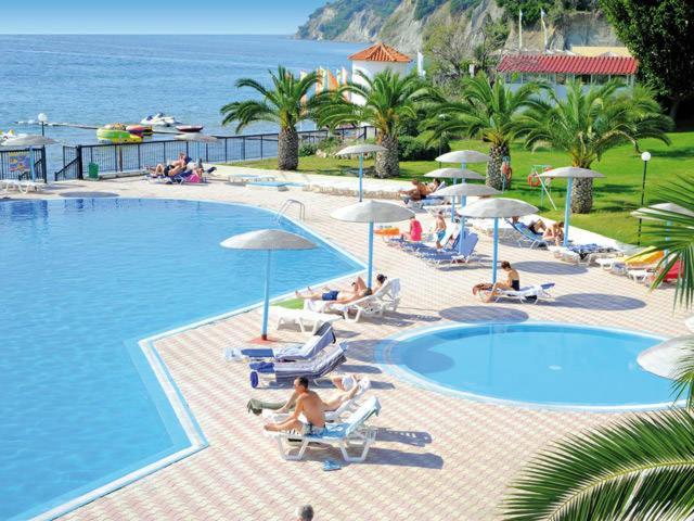 Corfu Sea Gardens Hotel カボス エクステリア 写真